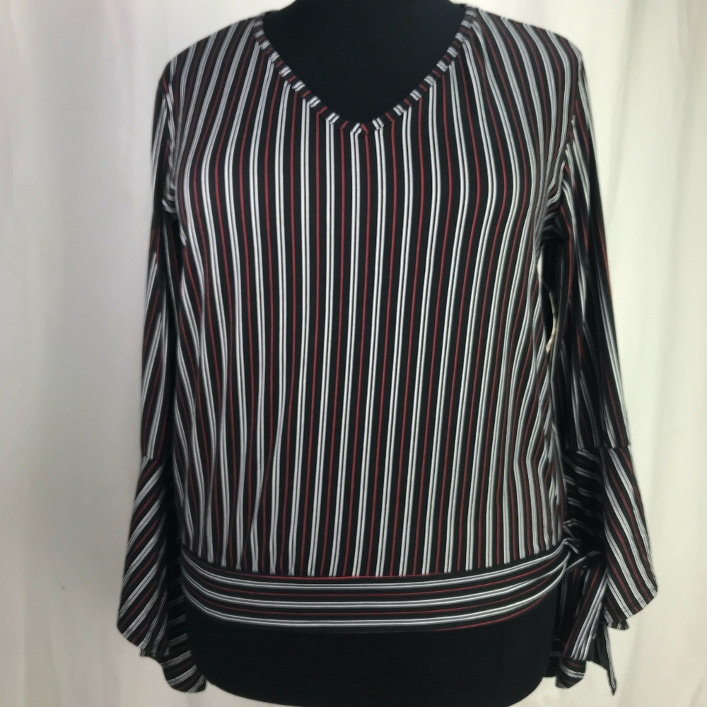 Free Kisses Plus Size 2X Black Stretch Top NWT